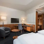 Seminaris Aparthotel 4*