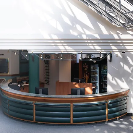 Seminaris Aparthotel 4*