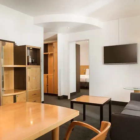 Seminaris Aparthotel 4*