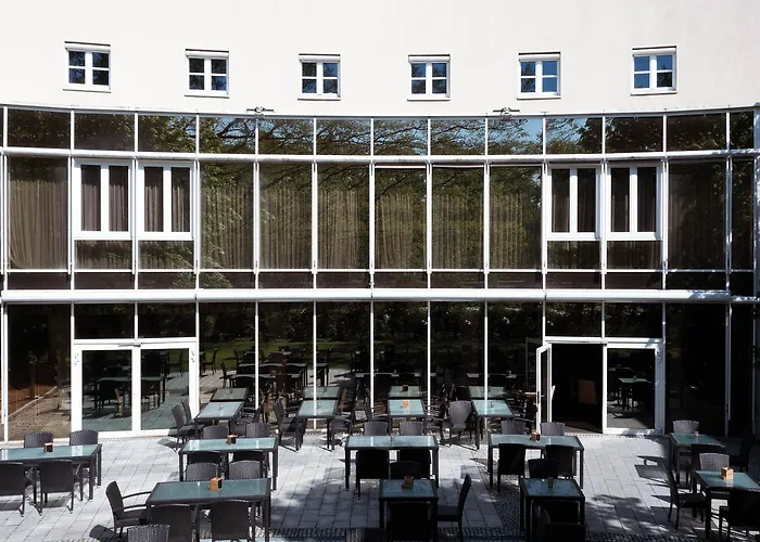 Seminaris 4* لبسيا