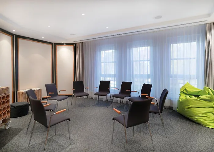 Seminaris 4* لبسيا