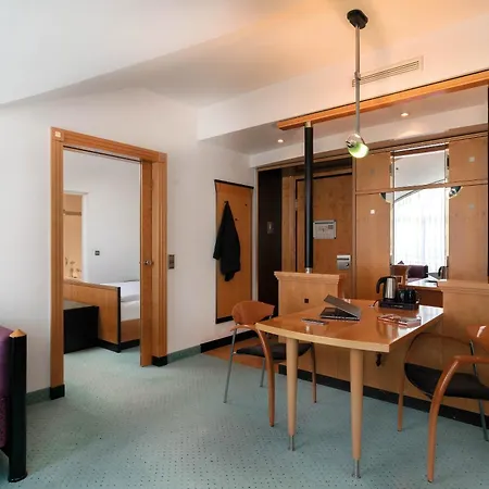 Sunday Hotel Leipzig West Formerly Seminaris Apartmanhotel 4*